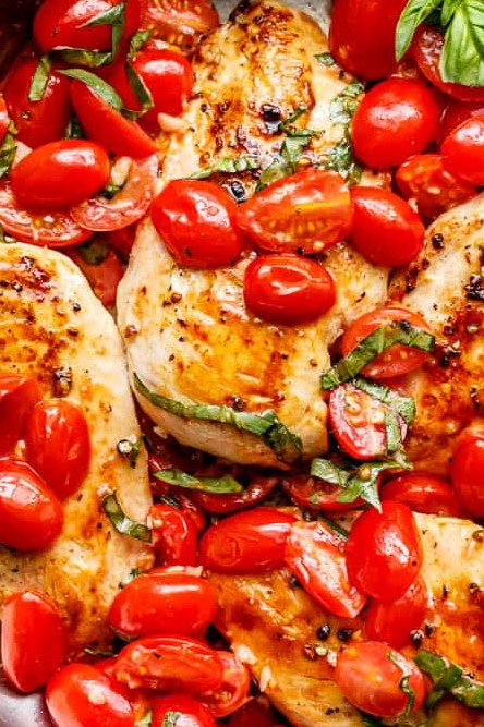 Chicken with Garlic Balsamic Tomatoes - LiveWell Johnson County
